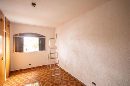 Casa para alugar com 180m², 2 quartos e 8 vagasSuíte