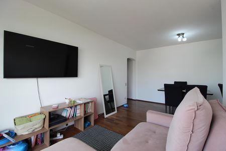 Apartamento à venda com 121m², 2 quartos e 1 vagaSala