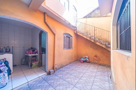 Casa à venda com 125m², 3 quartos e 3 vagas Casa à venda com 125m², 3 quartos e 3 vagasQuintal Fundos