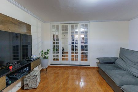 Casa para alugar com 175m², 4 quartos e 2 vagasSala