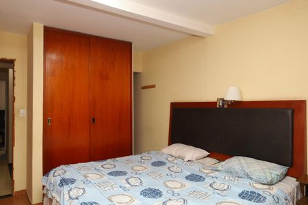 Casa de condomínio para alugar com 185m², 3 quartos e 2 vagasSuíte