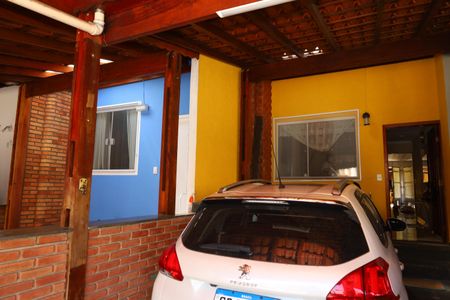 Casa de condomínio para alugar com 185m², 3 quartos e 2 vagasGaragem