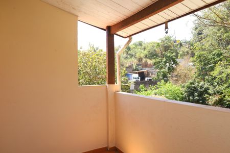 Casa de condomínio para alugar com 185m², 3 quartos e 2 vagasVaranda