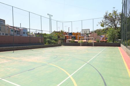 Casa de condomínio para alugar com 185m², 3 quartos e 2 vagasÁrea comum - Quadra