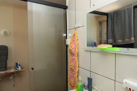 Casa de condomínio para alugar com 185m², 3 quartos e 2 vagasBanheiro da Suíte