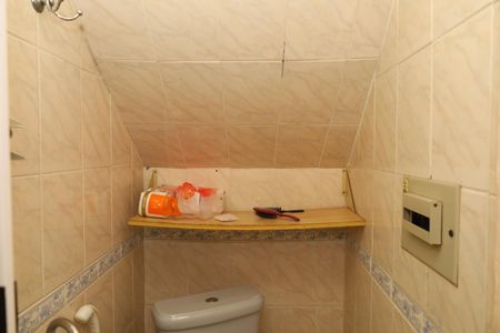 Casa de condomínio para alugar com 185m², 3 quartos e 2 vagasLavabo