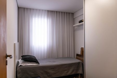 Apartamento à venda com 76m², 2 quartos e 1 vagaQuarto