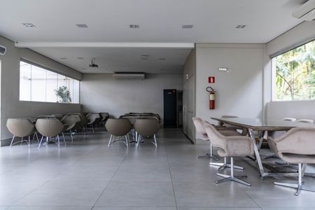 Apartamento à venda com 76m², 2 quartos e 1 vagaÁrea comum - Salão de festas