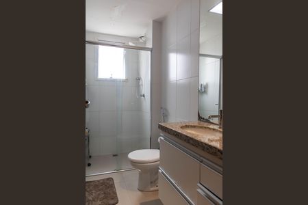 Apartamento à venda com 76m², 2 quartos e 1 vagaBanheiro da Suíte