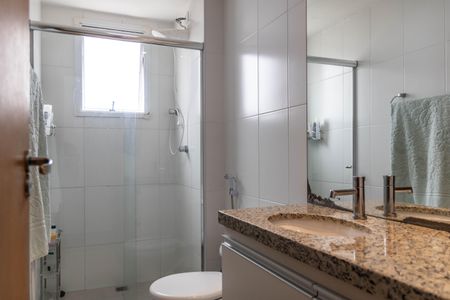 Apartamento à venda com 76m², 2 quartos e 1 vagaBanheiro da Suíte