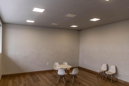 Apartamento à venda com 76m², 2 quartos e 1 vagaÁrea comum