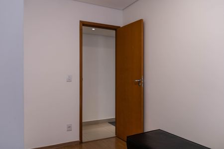 Apartamento à venda com 76m², 2 quartos e 1 vagaQuarto