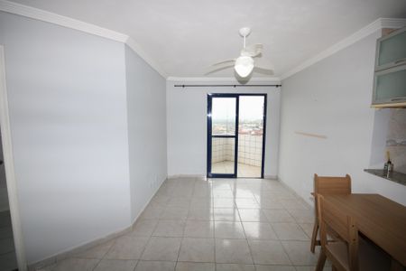 Sala de apartamento para alugar com 1 quarto, 52m² em Vila Tupi, Praia Grande