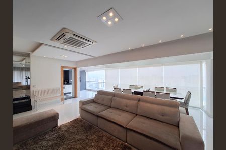 Sala de apartamento à venda com 4 quartos, 233m² em Santa Teresinha, São Paulo