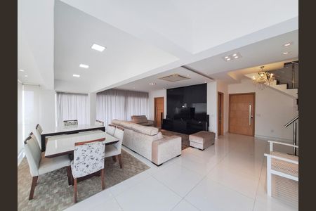 Sala de apartamento à venda com 4 quartos, 233m² em Santa Teresinha, São Paulo