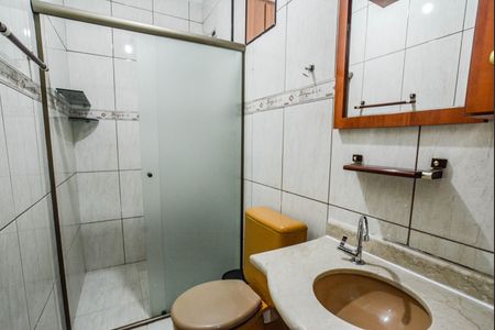 Apartamento à venda com 57m², 2 quartos e 1 vaga Apartamento à venda com 57m², 2 quartos e 1 vagaBanheiro
