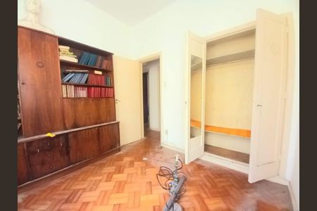 Apartamento à venda com 77m², 3 quartos e sem vaga