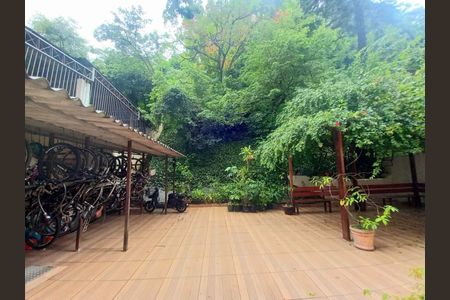 Apartamento à venda com 77m², 3 quartos e sem vaga