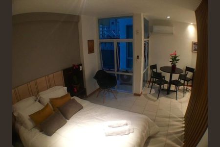 Apartamento à venda com 1 quarto, 45m² em Lapa, Rio de Janeiro