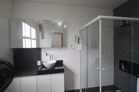 Banheiro de apartamento para alugar com 1 quarto, 50m² em Igara, Canoas