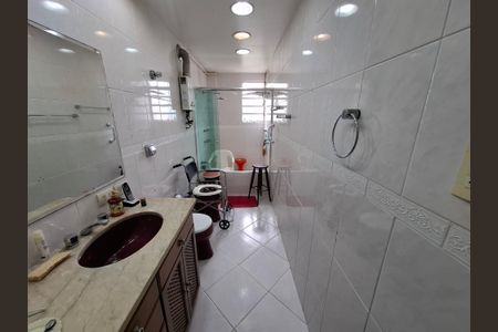 Apartamento à venda com 202m², 3 quartos e 1 vagaBanheiro da Suíte