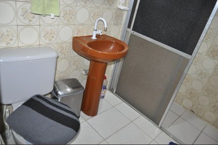 Casa à venda com 220m², 2 quartos e sem vagaBanheiro