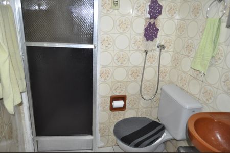 Casa à venda com 220m², 2 quartos e sem vagaBanheiro