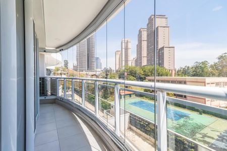 Apartamento à venda com 108m², 2 quartos e 1 vaga Apartamento à venda com 108m², 2 quartos e 1 vagaVaranda