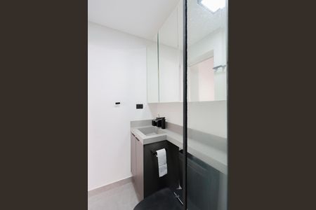 Banheiro de kitnet/studio à venda com 1 quarto, 26m² em Santana, São Paulo