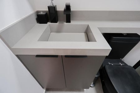 Banheiro de kitnet/studio à venda com 1 quarto, 26m² em Santana, São Paulo