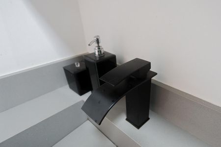 Banheiro de kitnet/studio à venda com 1 quarto, 26m² em Santana, São Paulo