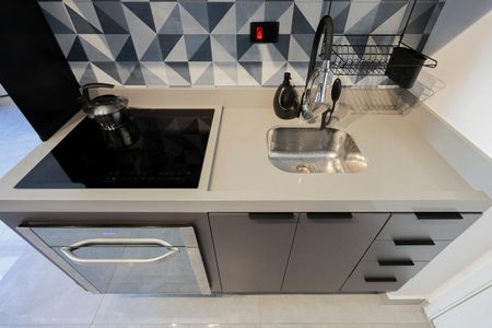 Studio à venda com 26m², 1 quarto e 1 vaga Studio à venda com 26m², 1 quarto e 1 vagaCozinha e área de serviço