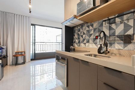 Studio à venda com 26m², 1 quarto e 1 vaga Studio à venda com 26m², 1 quarto e 1 vagaCozinha e área de serviço