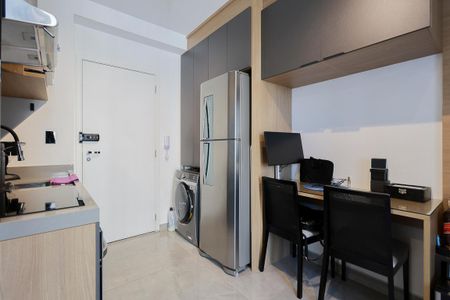 Studio à venda com 26m², 1 quarto e 1 vaga Studio à venda com 26m², 1 quarto e 1 vagaCozinha e área de serviço