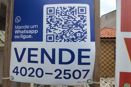 Casa à venda com 100m², 2 quartos e 2 vagas Casa à venda com 100m², 2 quartos e 2 vagasPlaquinha