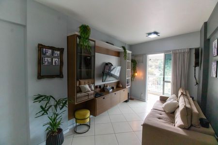 Sala de apartamento à venda com 2 quartos, 72m² em Santa Rosa, Niterói