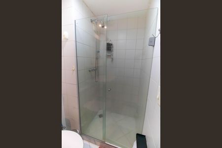 Apartamento à venda com 72m², 2 quartos e 1 vaga Apartamento à venda com 72m², 2 quartos e 1 vagaBanheiro Social