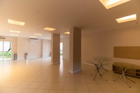 Apartamento à venda com 72m², 2 quartos e 1 vaga Apartamento à venda com 72m², 2 quartos e 1 vagaÁrea comum