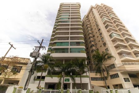 Apartamento à venda com 72m², 2 quartos e 1 vaga Apartamento à venda com 72m², 2 quartos e 1 vagaFachada