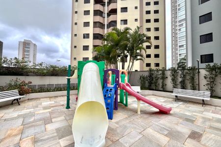 Apartamento à venda com 63m², 2 quartos e 1 vagaÁrea comum - Playground