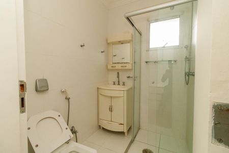 Casa à venda com 500m², 5 quartos e 8 vagas Casa à venda com 500m², 5 quartos e 8 vagasBanheiro da Suíte 2