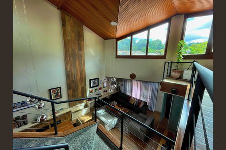 Casa à venda com 450m², 4 quartos e 4 vagas Casa à venda com 450m², 4 quartos e 4 vagasSala