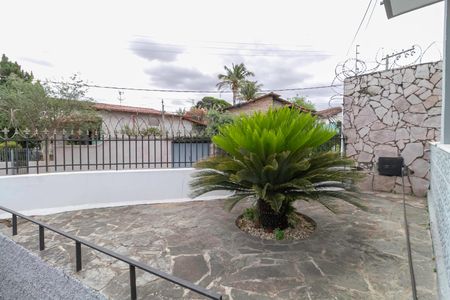 Casa à venda com 360m², 3 quartos e 3 vagasEntrada