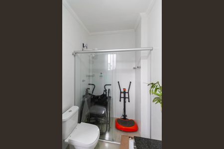 Casa à venda com 360m², 3 quartos e 3 vagasEdícula - Banheiro da suíte