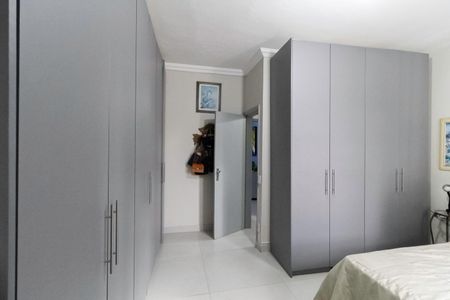 Casa à venda com 360m², 3 quartos e 3 vagasSuíte