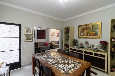 Casa à venda com 360m², 3 quartos e 3 vagasSala 2