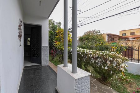 Casa à venda com 360m², 3 quartos e 3 vagasVaranda