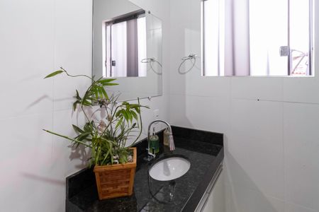 Casa à venda com 360m², 3 quartos e 3 vagasEdícula - Banheiro da suíte