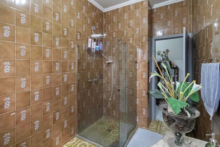 Casa à venda com 360m², 3 quartos e 3 vagasBanheiro social