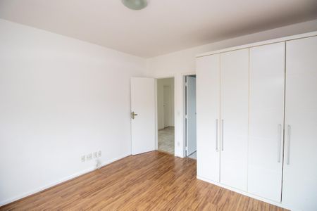 Casa de condomínio para alugar com 336m², 5 quartos e 1 vagaQuarto 2